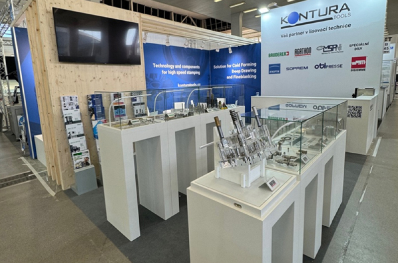 Our new KONTURA display cases at MSV 2024 Brno